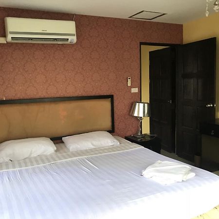 Hotel Skama Residency à Pattaya Extérieur photo